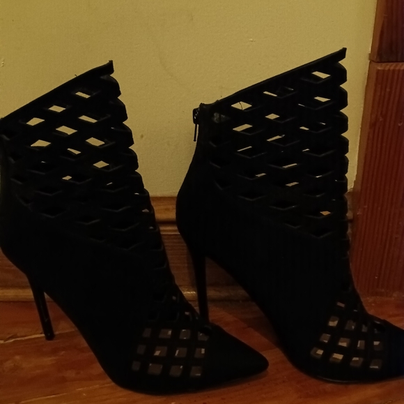 Madison Luxe Laser Cut Bootie Heel size 10 NEW - Picture 2 of 7